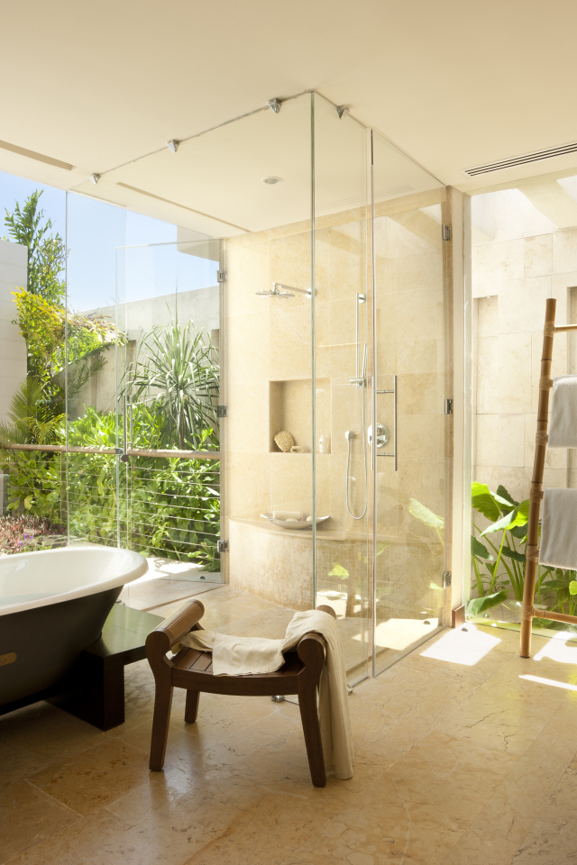 Зелень в ванной комнате