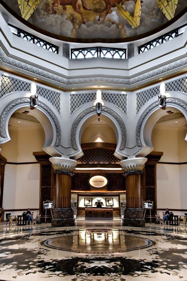 Интерьер зала ожидания