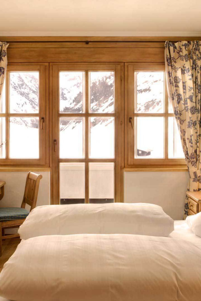 Спальня загородного дома