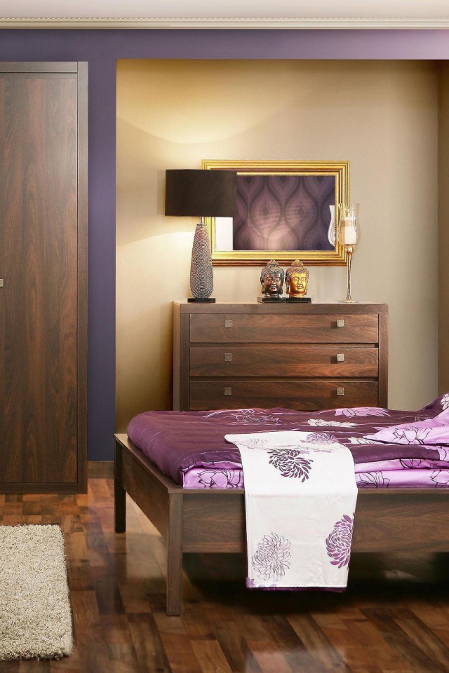 Спальня в сиреневом тоне