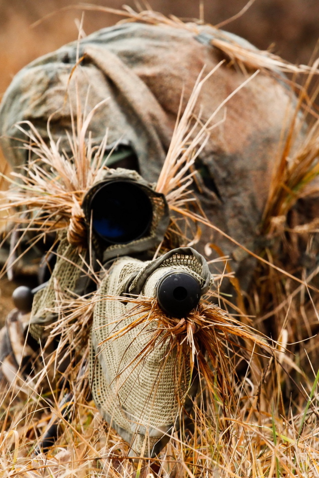 Замаскированный солдат