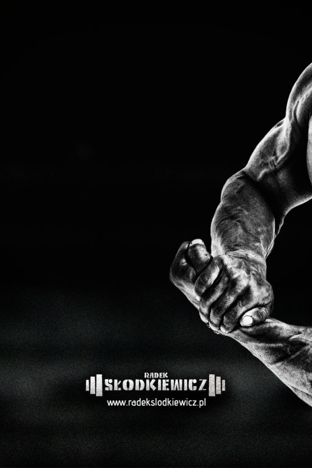 Мускулистый человек