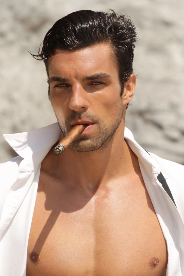 Парень с сигарой