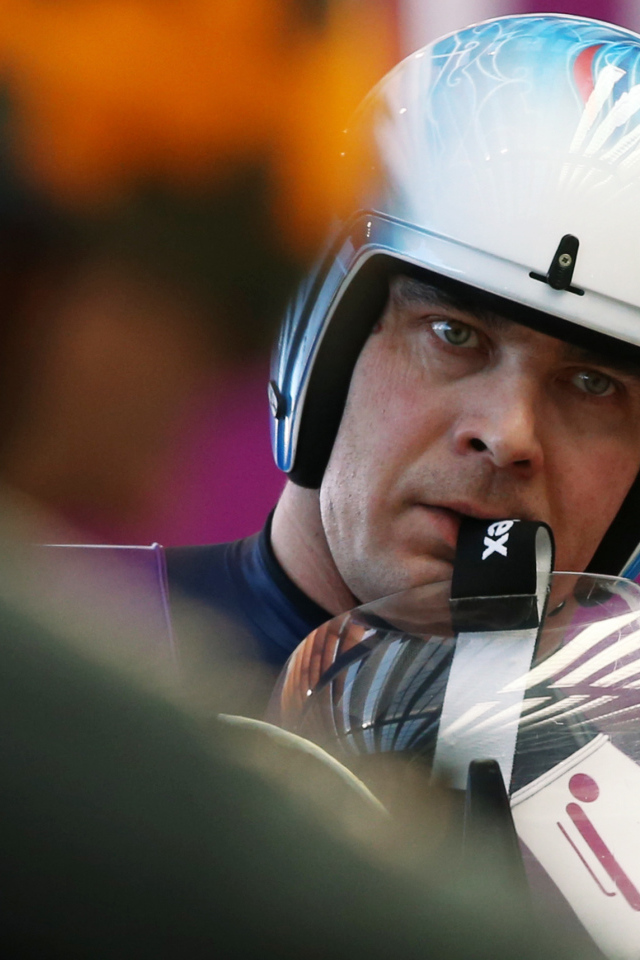 Популярный Альберт Демченко