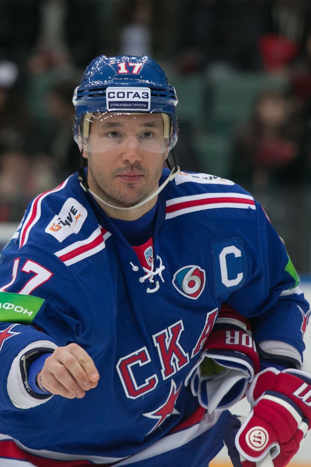 Популярный человек Илья Ковальчук