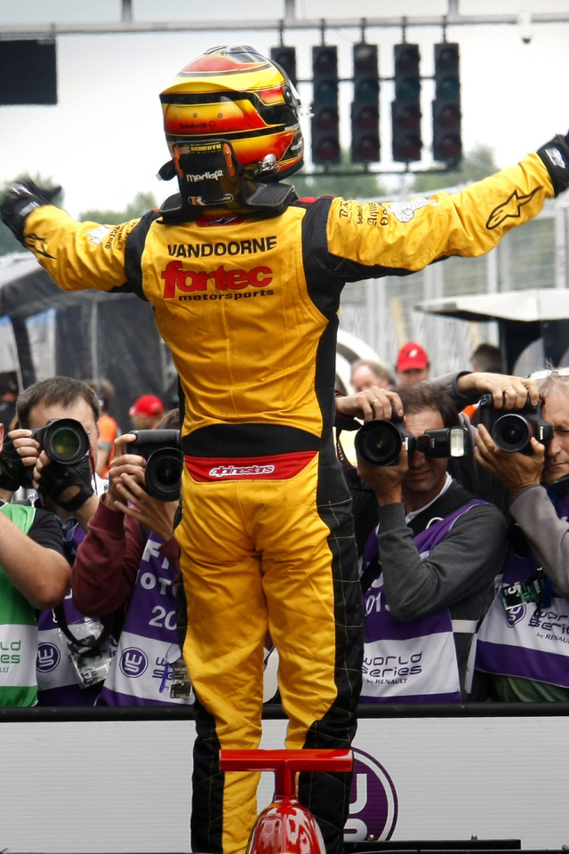 Славный спортсмен Михаил Алешин