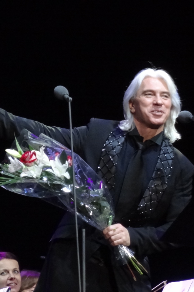 Популярный актер Дмитрий Хворостовский