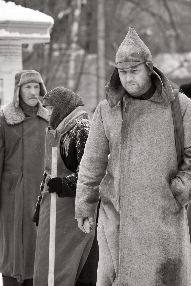 Популярный Максим Суханов