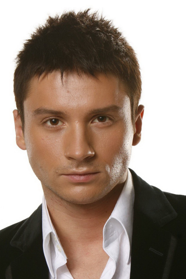 Известный актер Сергей Лазарев