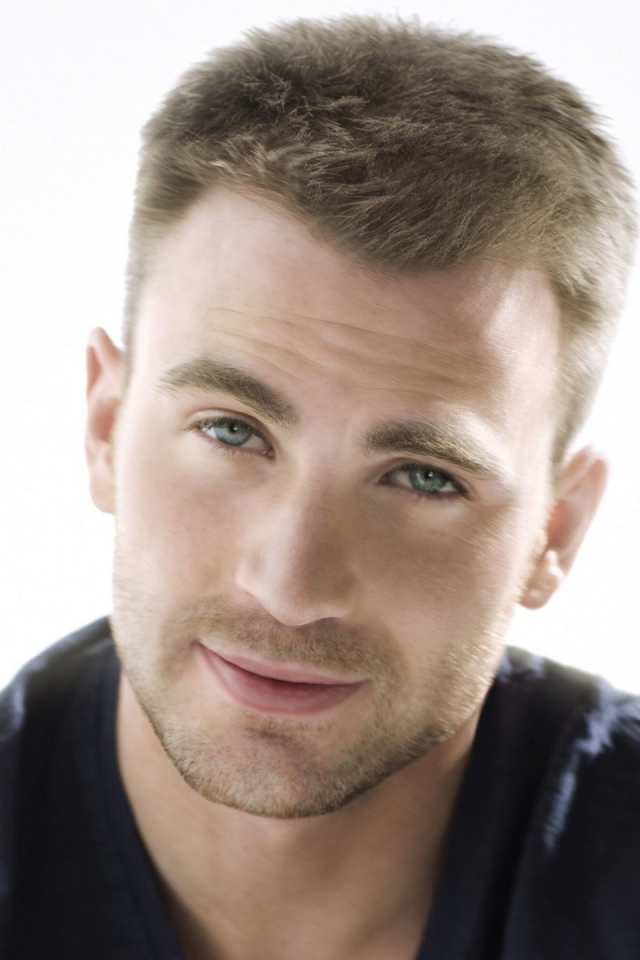 Знаменитый Крис Эванс