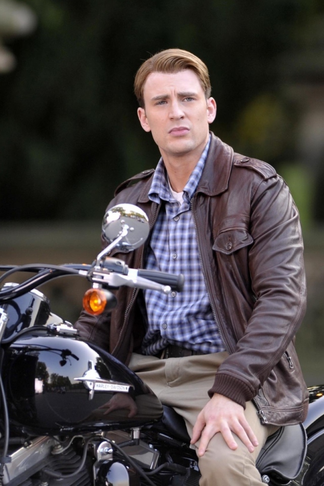 Популярный Крис Эванс