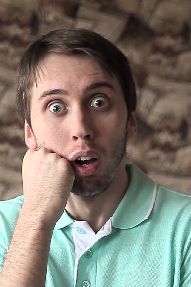 Популярная суперзвезда Максим Голополосов