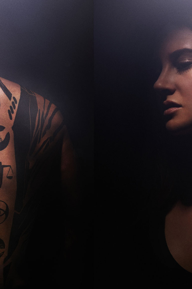 Знаменитый Тео Джеймс