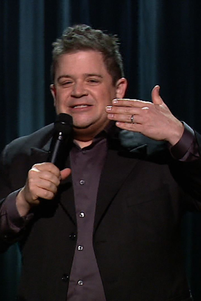 Популярный актер Пэттон Освальт