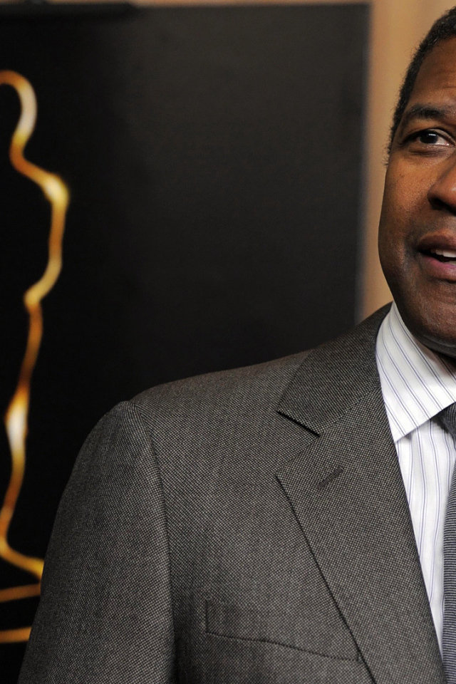 Потрясающий Дензел Вашингтон