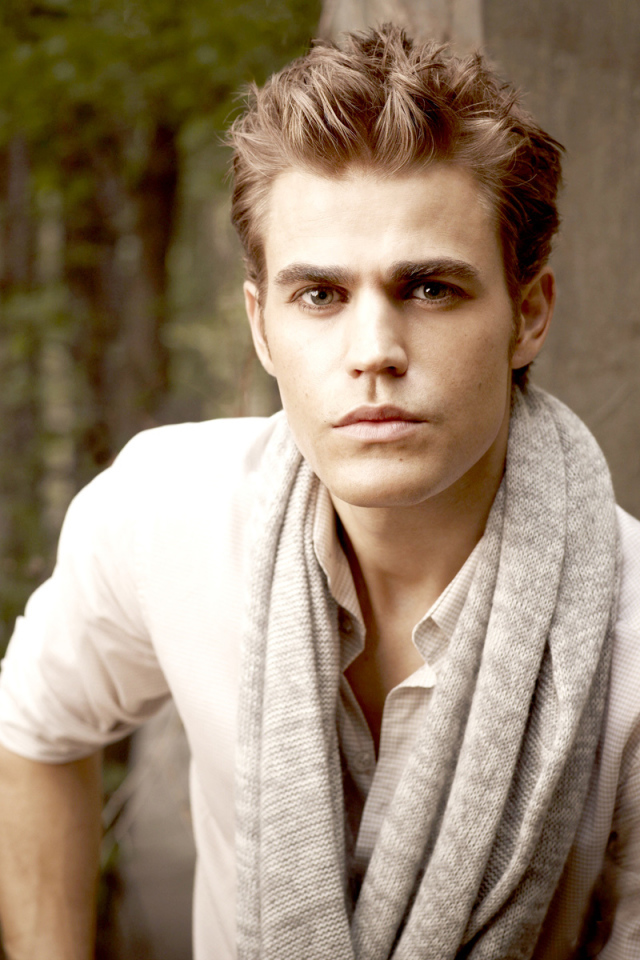 Возлюбленный актер Пол Уэсли