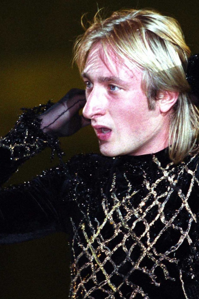 Евгений Плющенко перед выступлением