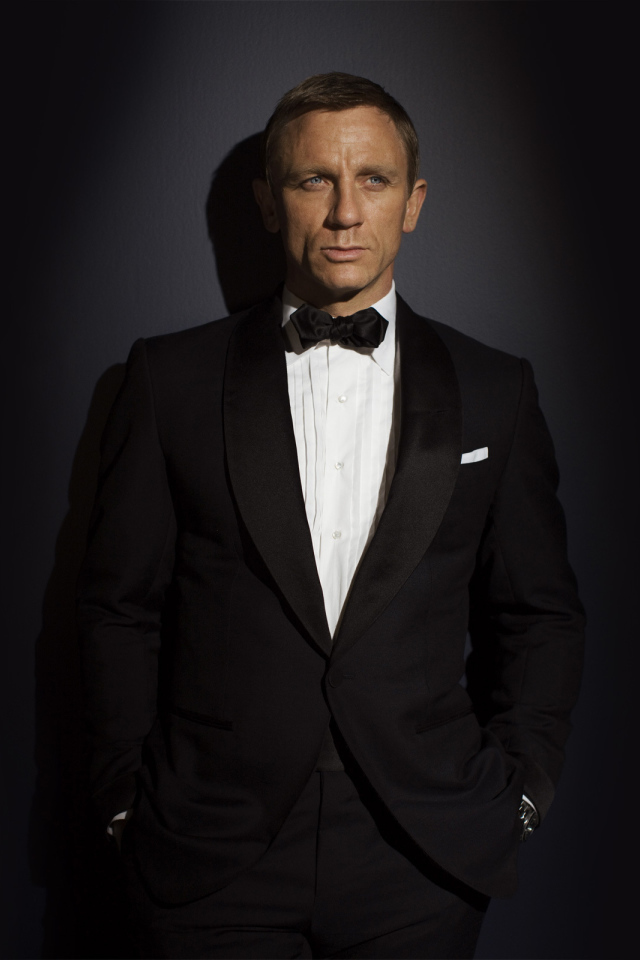 Джеймс Бонд Дэниел Крейг
