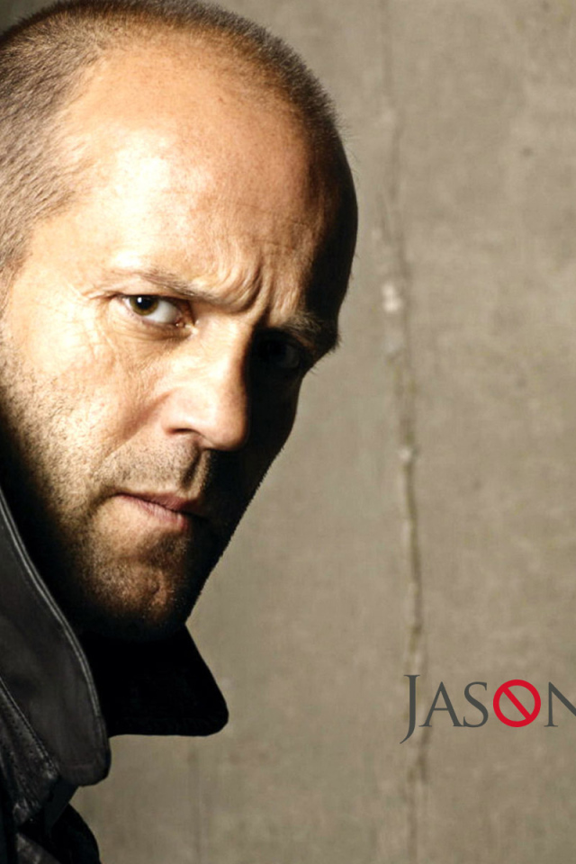 Джейсон Стейтен в кожаной куртке