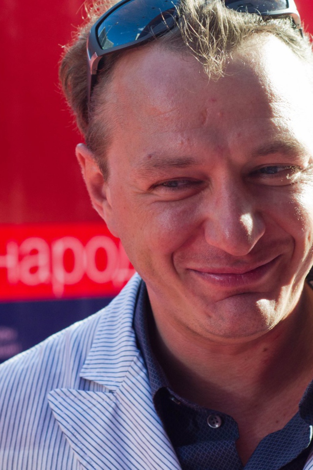 Кино актер Марат Башаров