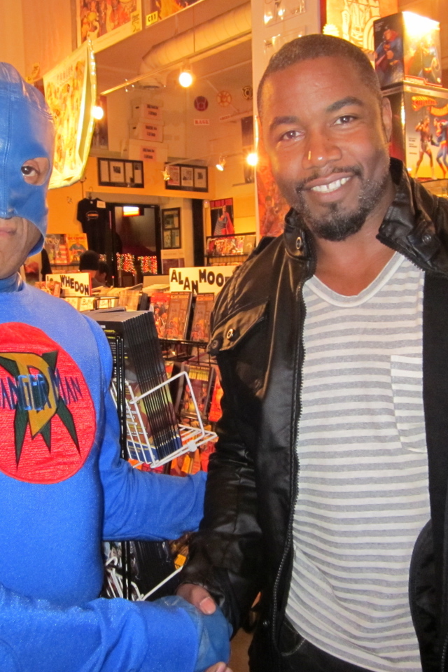 Популярный Майкл Джей Уайт