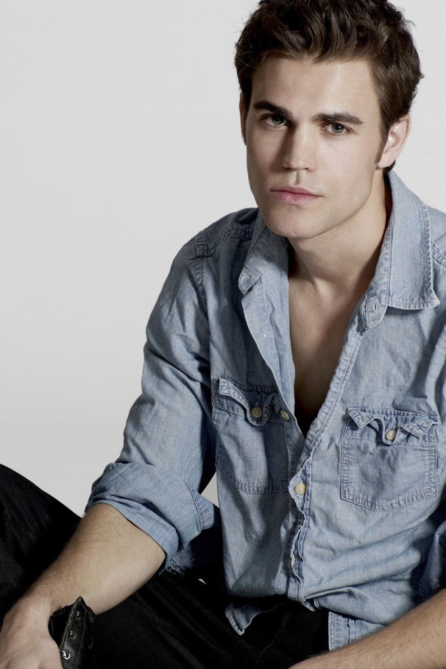 Популярный актер Пол Уэсли