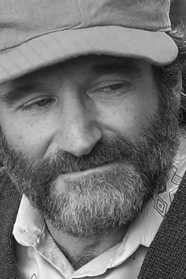 Грустный актер Робин Уильямс