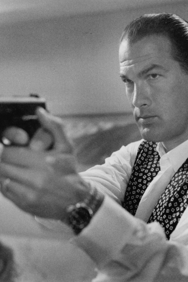 Стивен Сигал