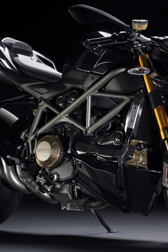 Красивый мотоцикл Ducati Streetfighter 848