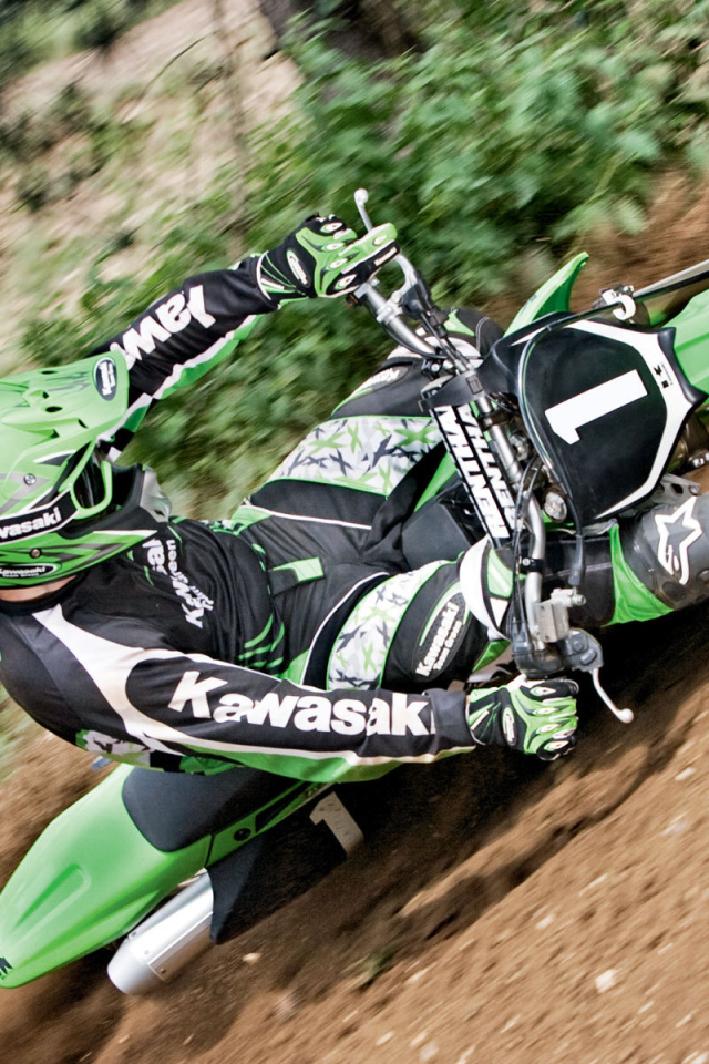 Красивый мотоцикл Kawasaki KX 250 F