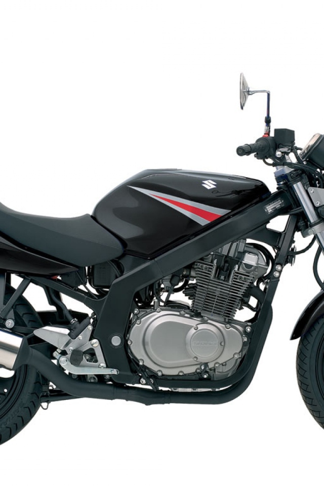 Красивый мотоцикл Suzuki  GS 500