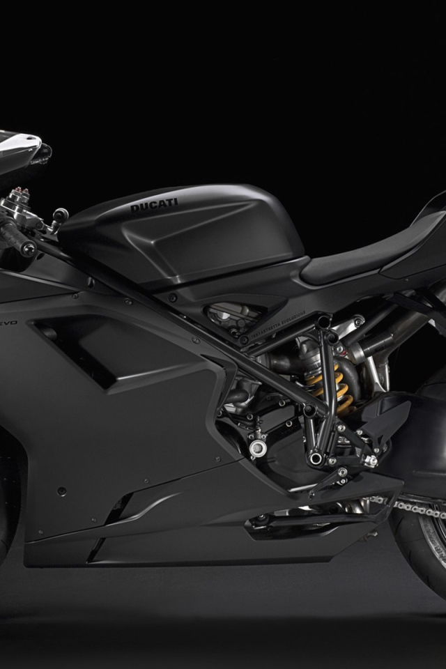 Красивый мотоцикл в москве Ducati Superbike 848 Evo