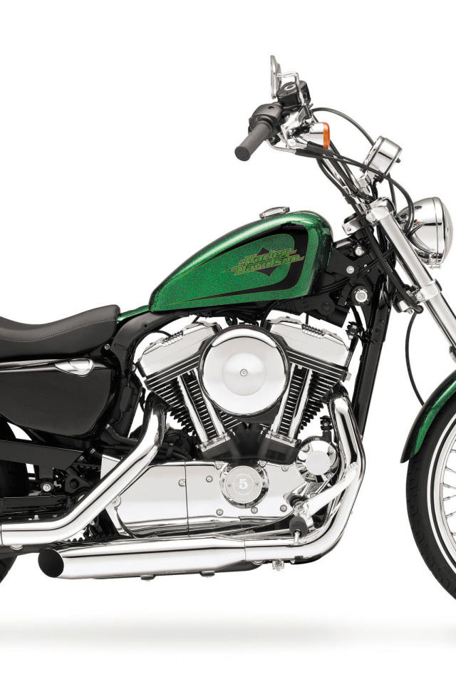 Красивый мотоцикл в москве Harley-Davidson XL 1200V Sportster Seventy-Two