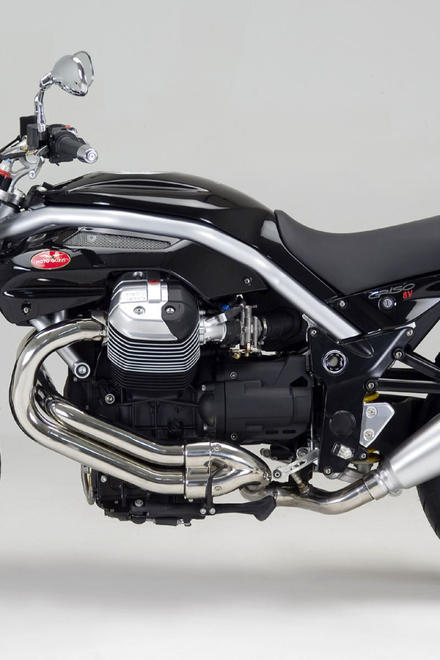 Красивый мотоцикл в москве Suzuki  Intruder M1500