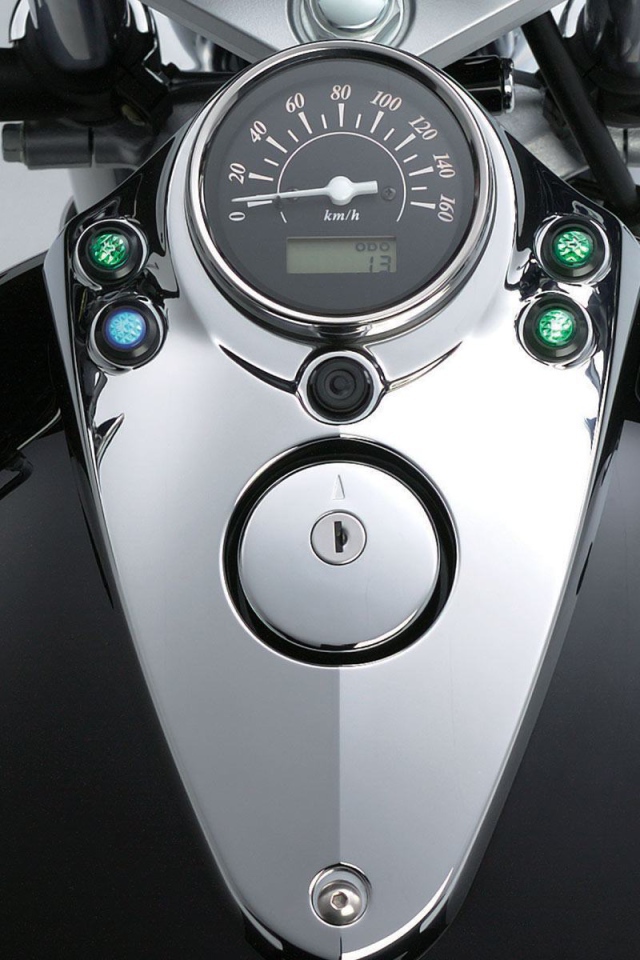 Красивый мотоцикл в москве Suzuki Marauder 125