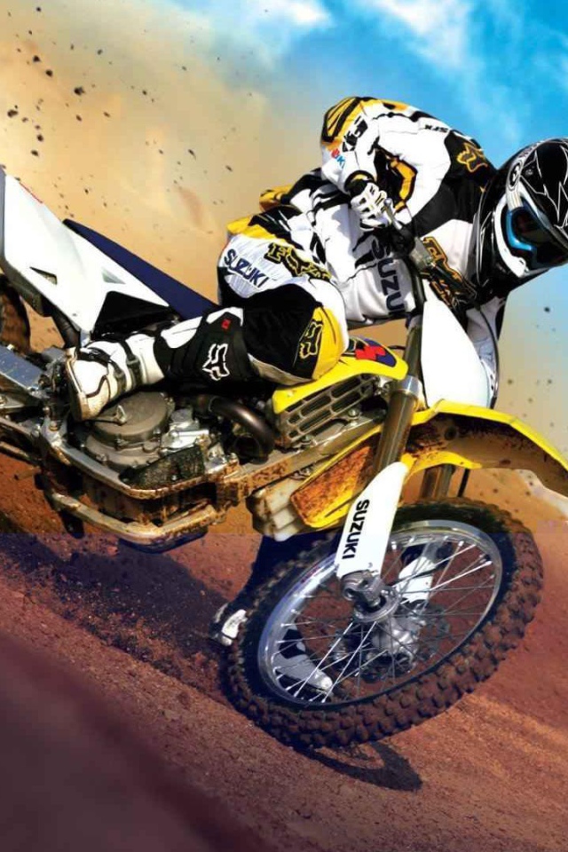 Красивый мотоцикл в москве Suzuki RM-Z 250