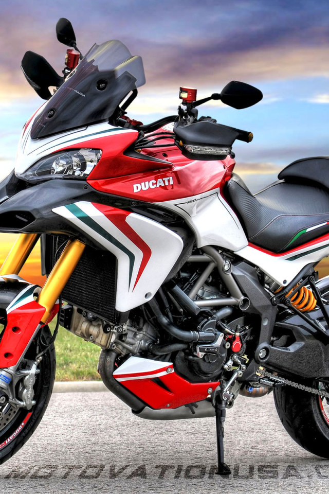 Мотоцикл модели Ducati Multistrada 1200