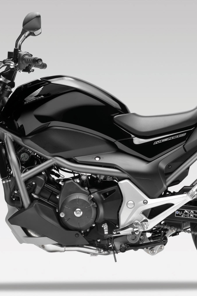 Мотоцикл модели Honda NC 700 S