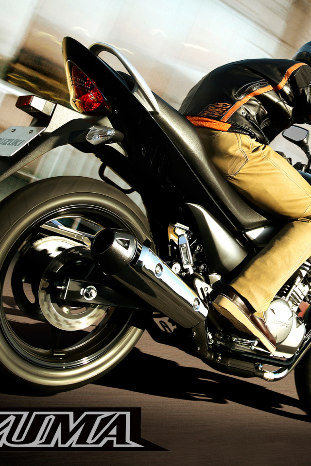 Быстрый мотоцикл Suzuki  Inazuma