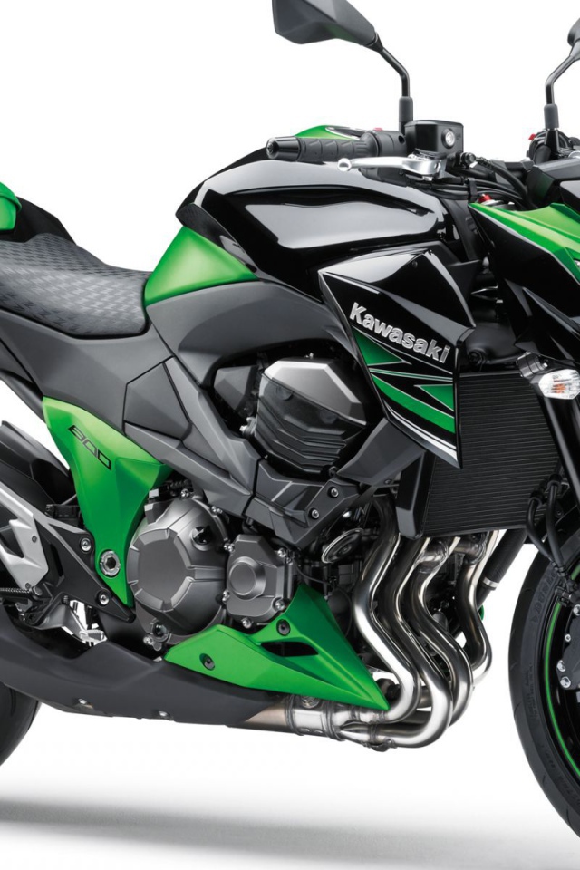 Быстрый мотоцикл Kawasaki Z 800
