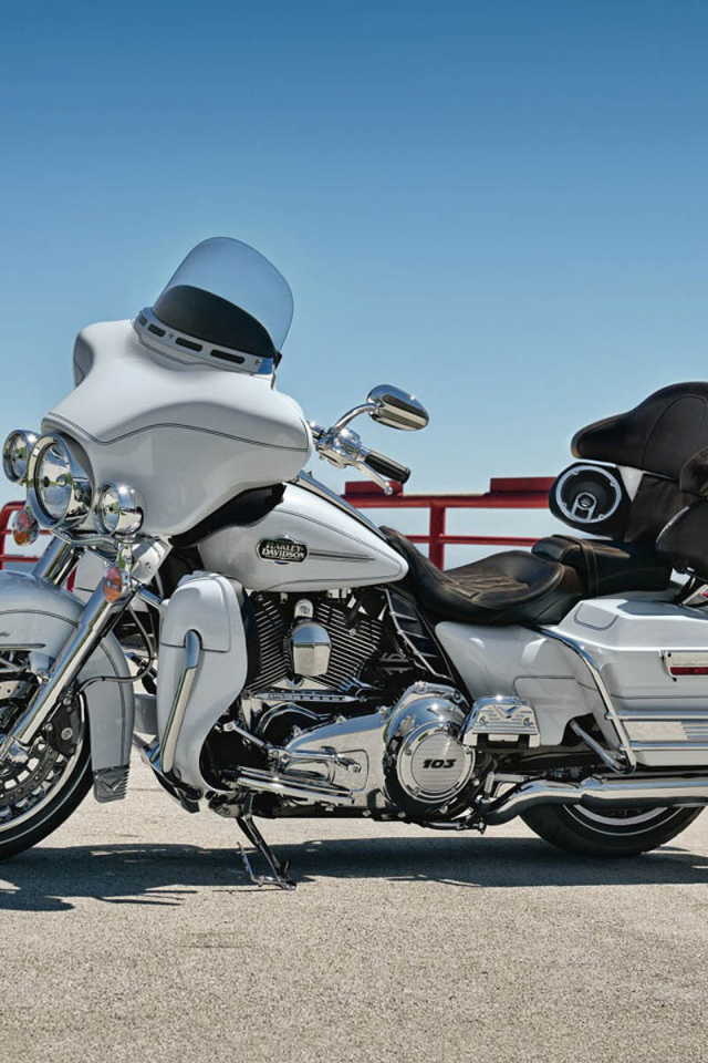 Невероятный мотоцикл Harley-Davidson CVO Electra Glide Ultra Classic