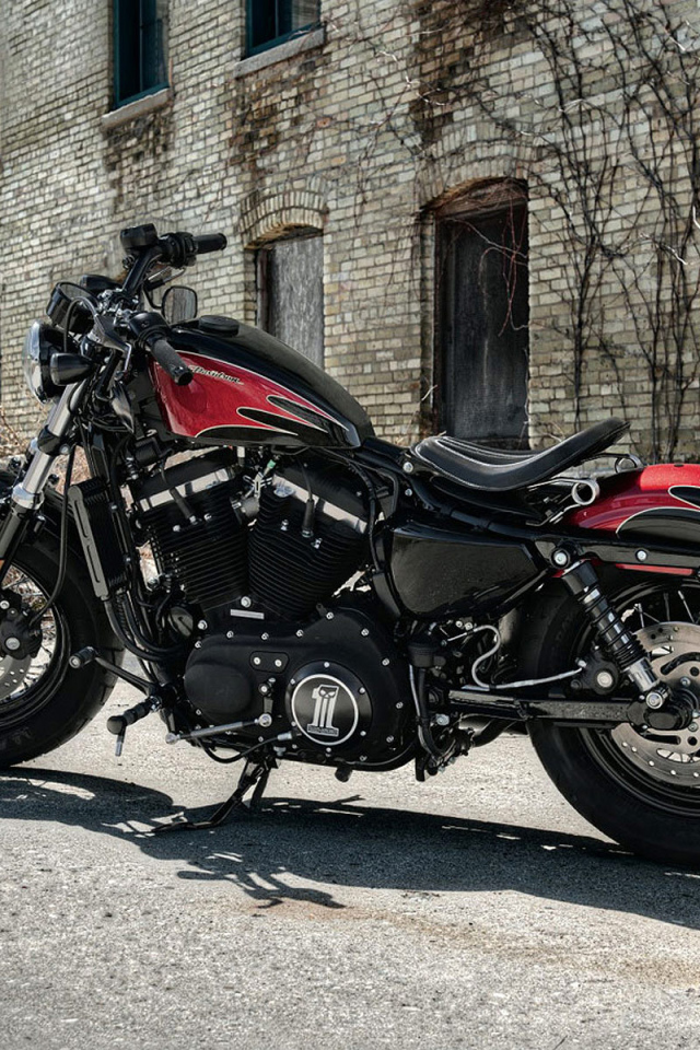 Невероятный мотоцикл Harley-Davidson XL 1200X Sportster Forty-Eight