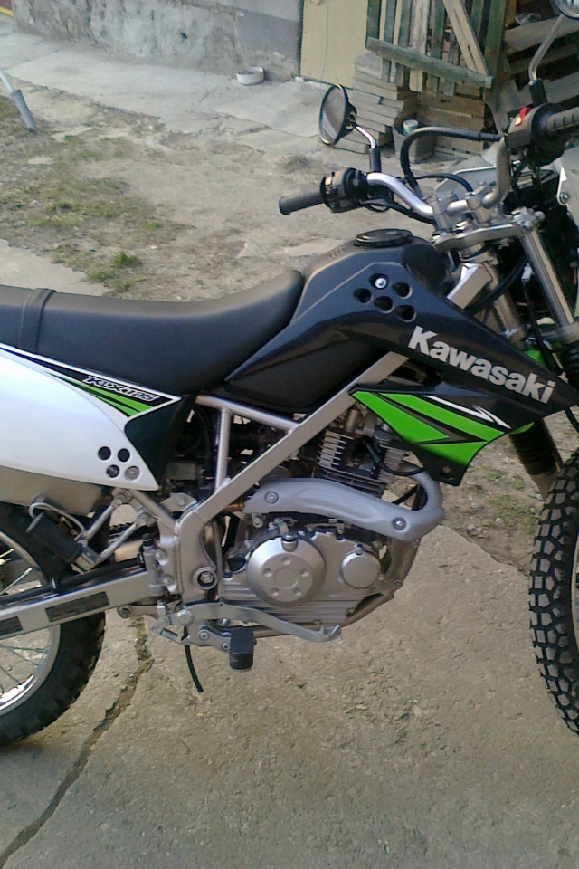 Невероятный мотоцикл Kawasaki KLX 125