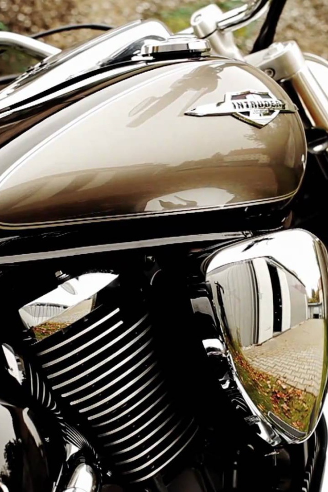 Невероятный мотоцикл Suzuki Intruder C800C