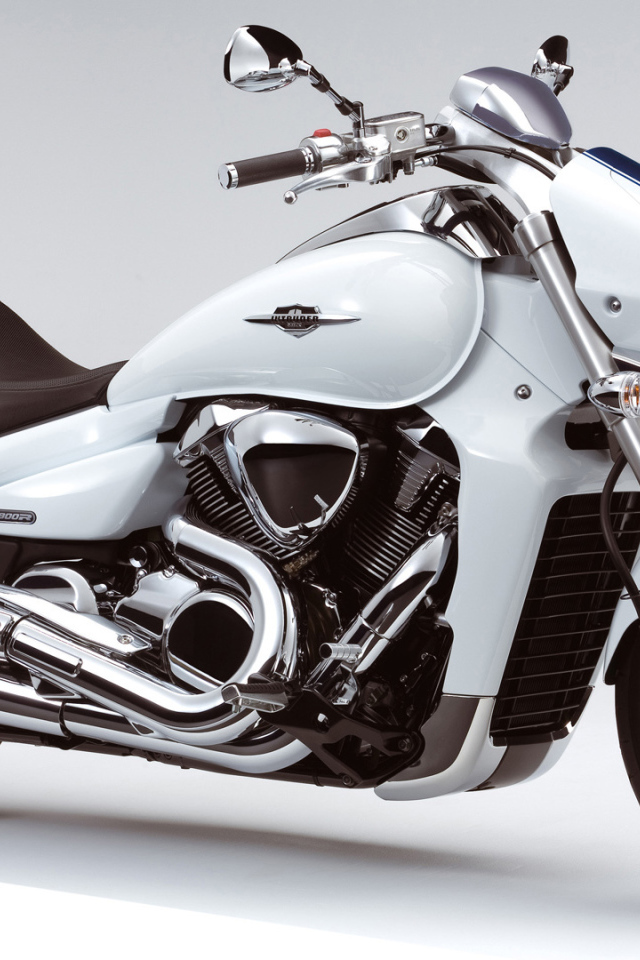 Невероятный мотоцикл Suzuki Intruder M1800 R