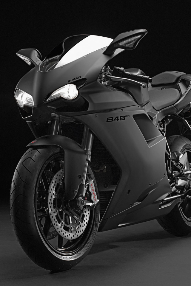 Невероятно быстрый мотоцикл Ducati Superbike 848 Evo