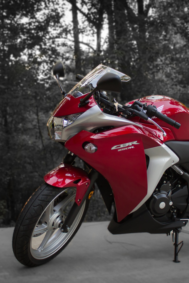 Невероятно быстрый мотоцикл Honda CBR 250 R