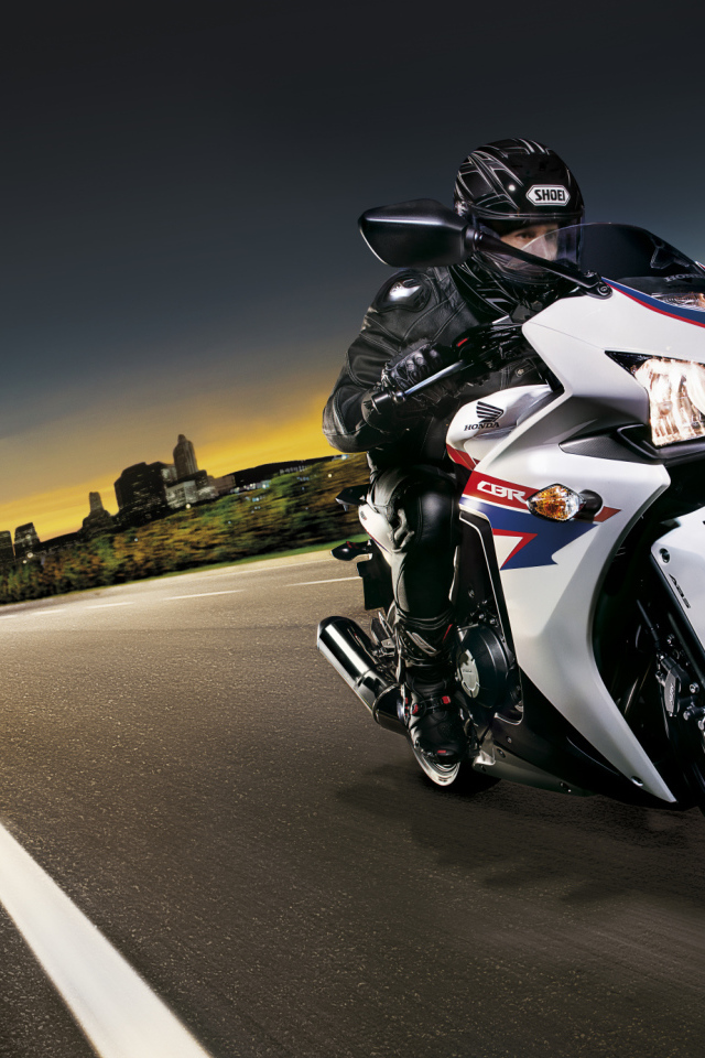 Невероятно быстрый мотоцикл Honda CBR 500 R