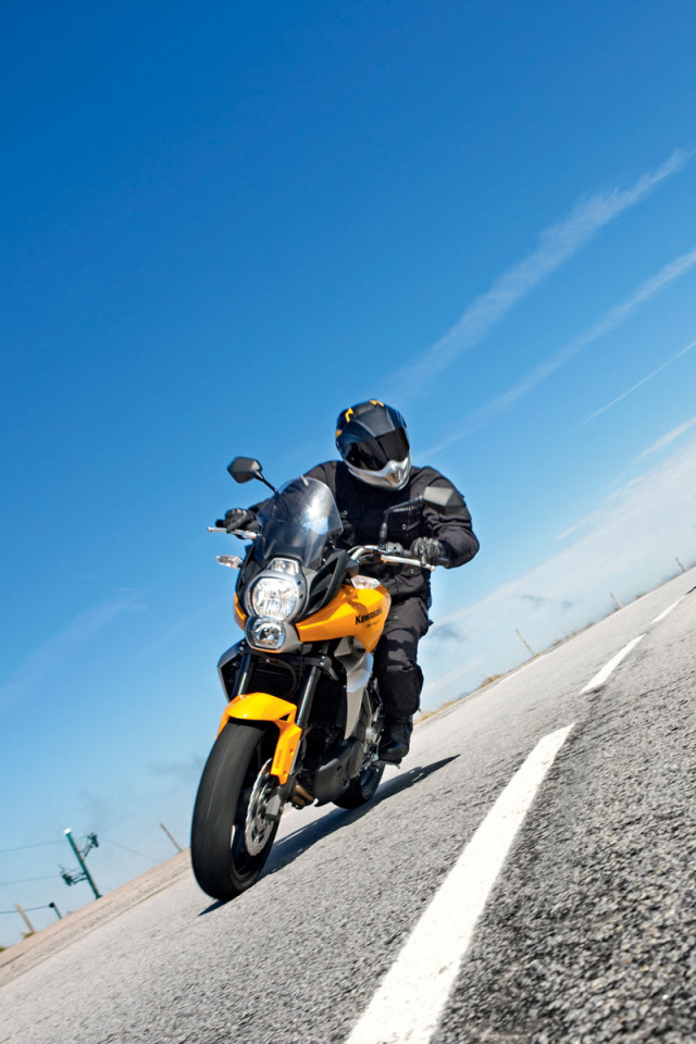 Невероятно быстрый мотоцикл Kawasaki Versys