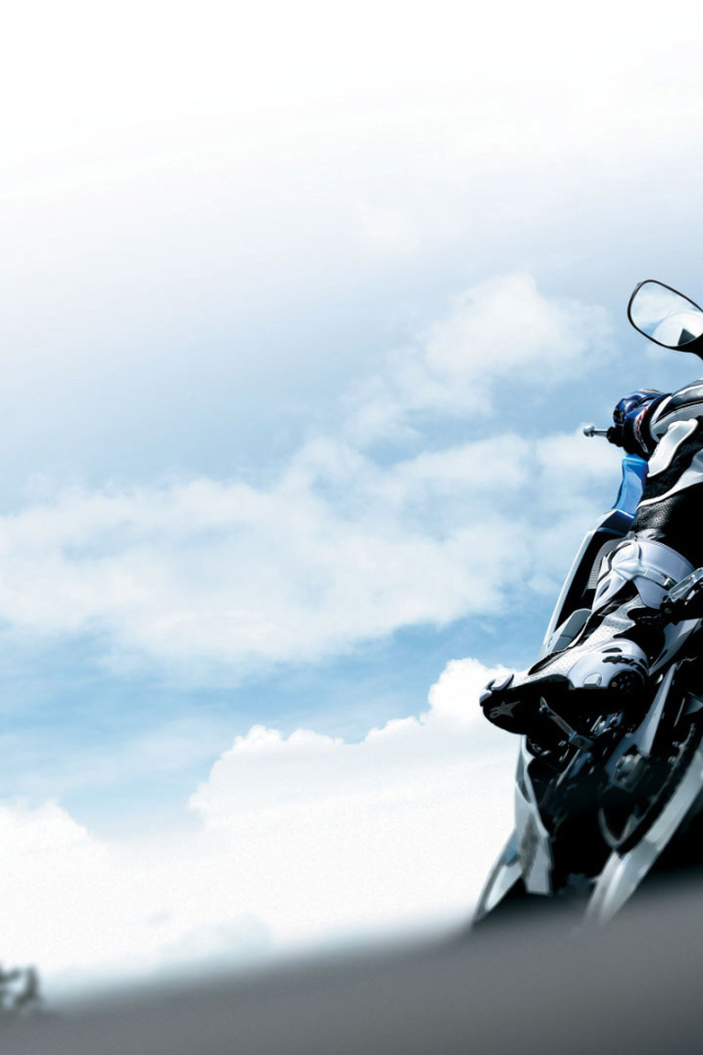 Невероятно быстрый мотоцикл Suzuki  GSX-R 750